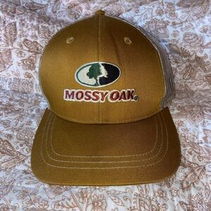 Mossy Oak Brown Men’s Trucker Hat